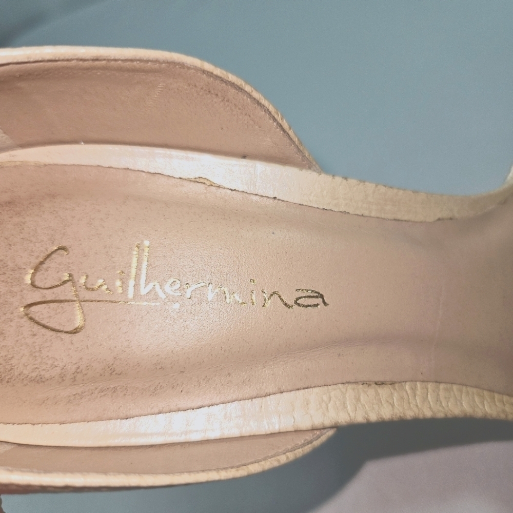 Guilhermina Cream Heels Size 7 - Picture 2 of 8